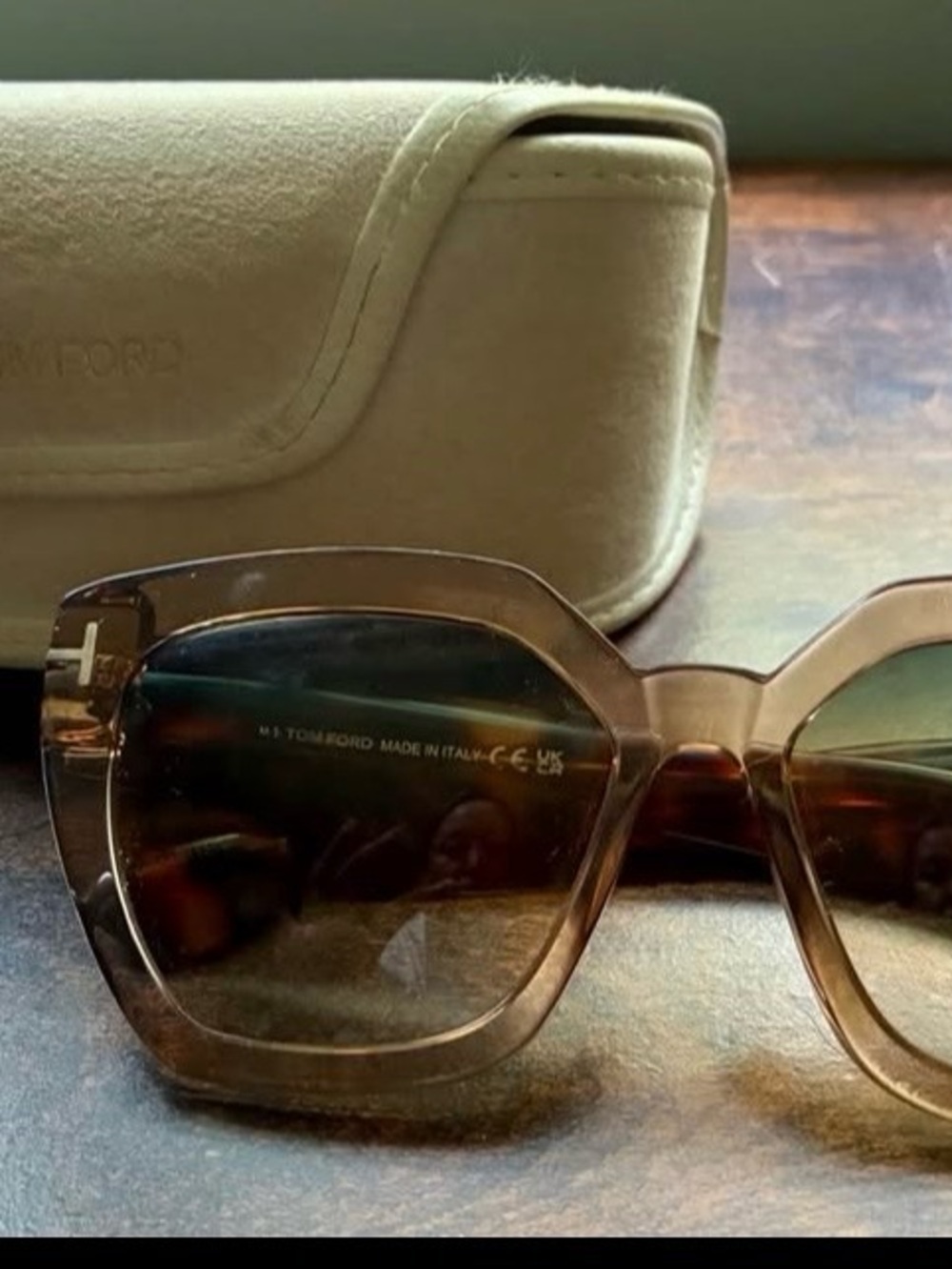Tom Ford sunset lens